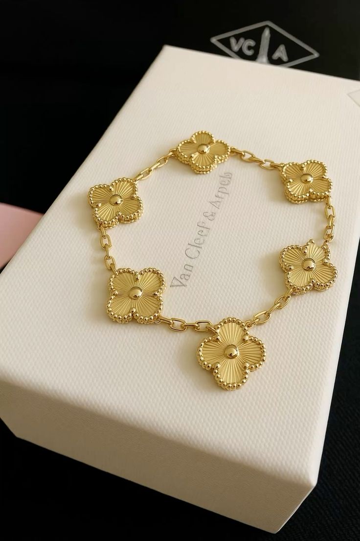 Anti-Tarnish Gold Plated Clover Bracelet for women